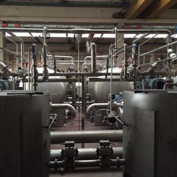 Construction and assembly of oil and gas piping 4